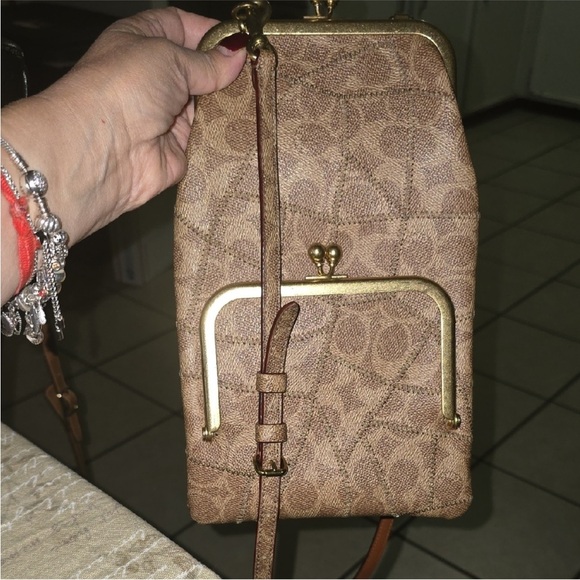 °♡Coach ONLY Share Show♡° - Picture 5 of 16